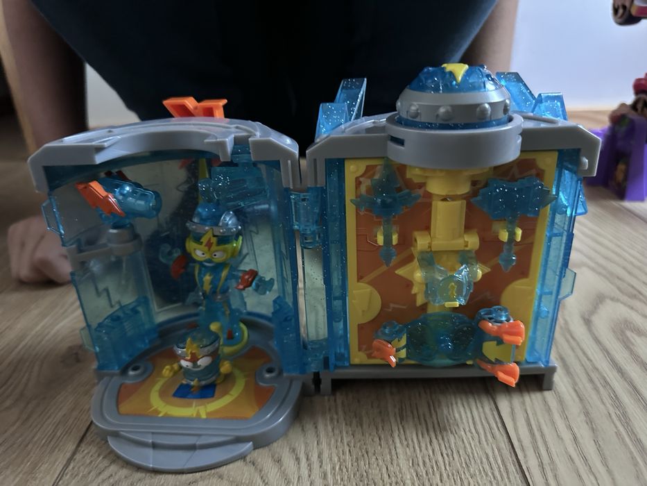 Sekretna baza Kazoom Power Magicbox Superthings