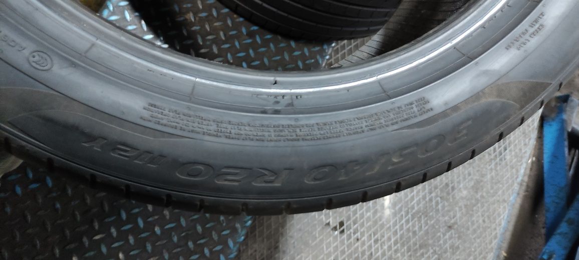 Pneus 305/40/20 Pirelli Runflat