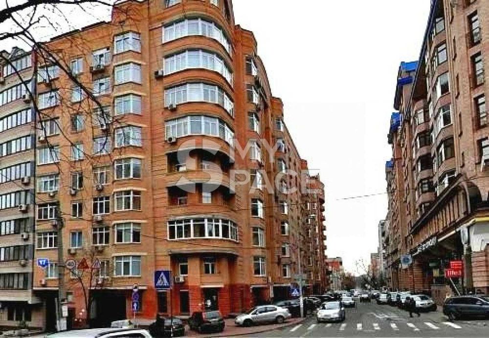 165 кв.м. в центрі новий будинку двухрівнева вул. Павлівська