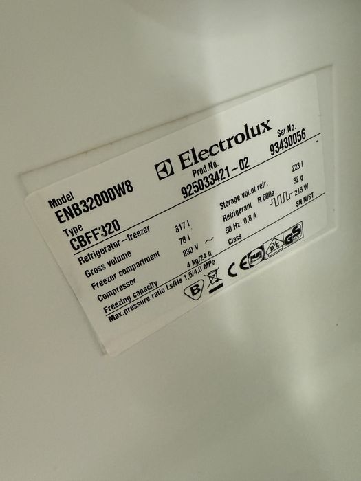 Продам холодильник Electrolux