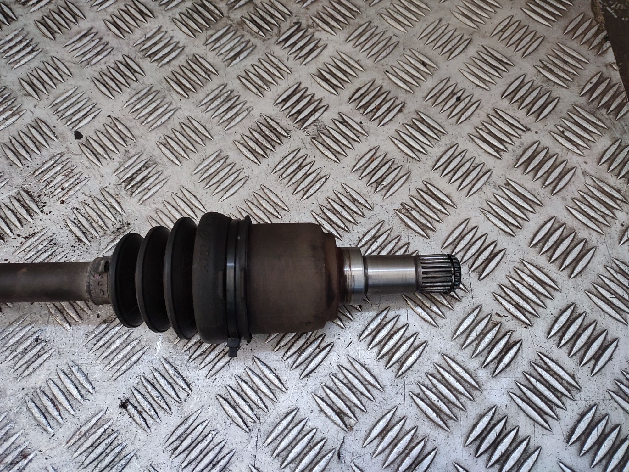 Fiat Seicento 1.1 8V Seicento 1100 półoś prawa długa