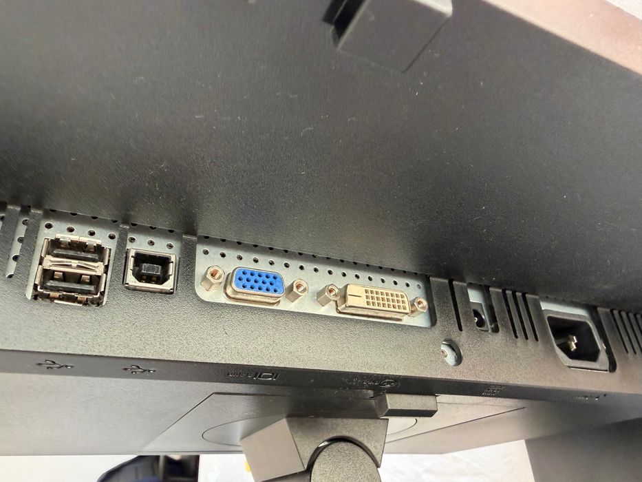 Monitor Dell 2209WA