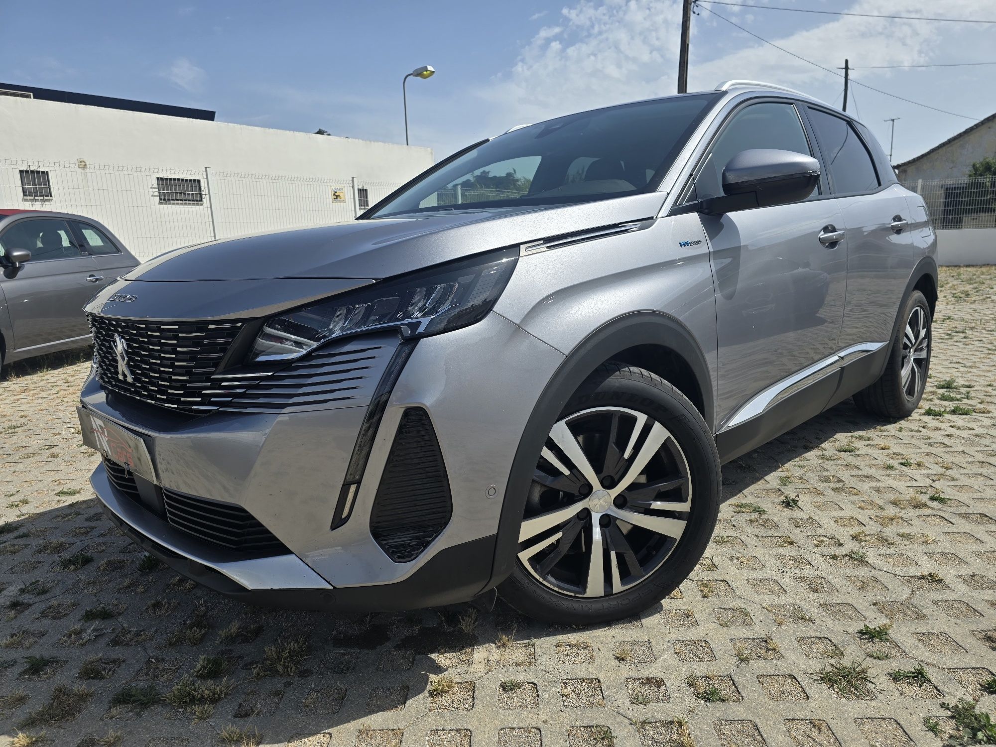PEUGEOT  3008 1.6 HYBRID PLUG IN  ALLURE