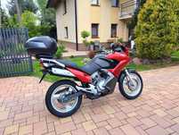 Honda Varadero Honda Varadero 125 na prawo jazdy B . 2015r. Na wtrysku