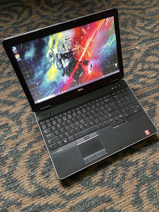 Ігровий ноутбук Dell Full Hd 1920-1080 і5-4310M 8 ггб озу гарний стан