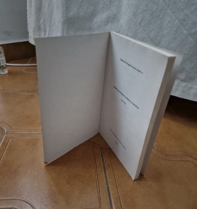 Livro A formação pessoal e social na Escócia