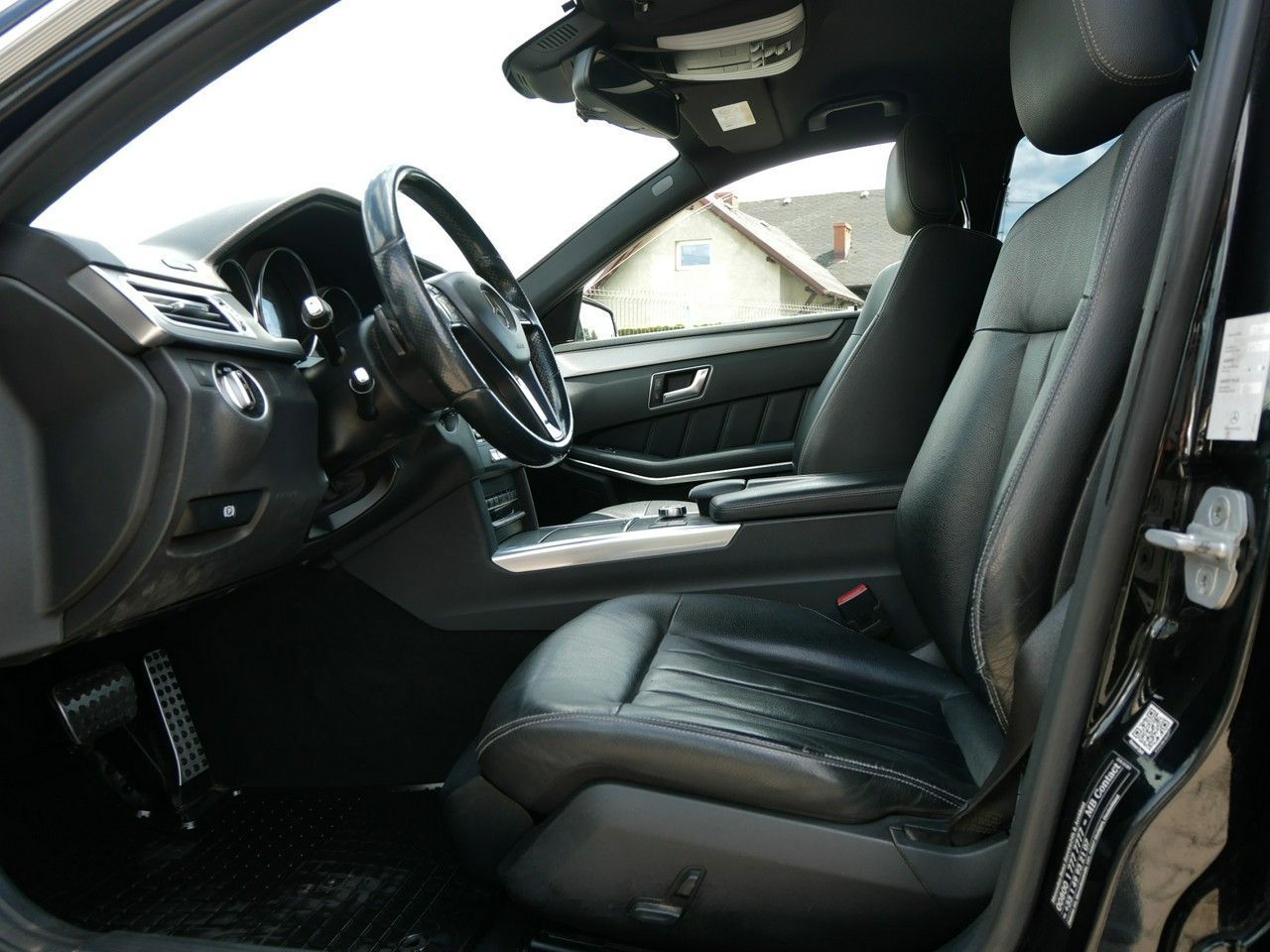 Mercedes-Benz Klasa E 2.15D BTec Hybrid 231KM [Eu5] Sedan -Automat -Skóra -Navi -Full LED