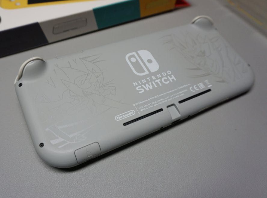 Konsola Nintendo Switch Lite Limitowana Zacian&Zamazenta