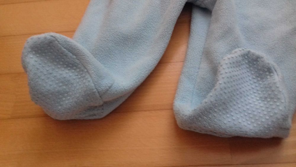 Ciepły pajacyk i body chłopięce  r.74/80