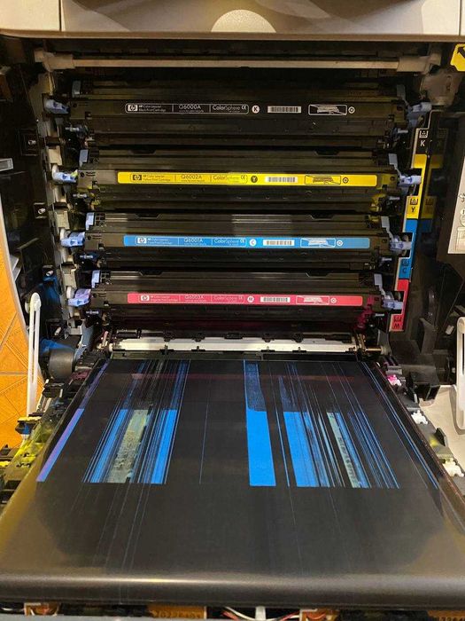 Кольоровий лазерний  HP COLOR LaserJet CM1015 MFP з картриджами