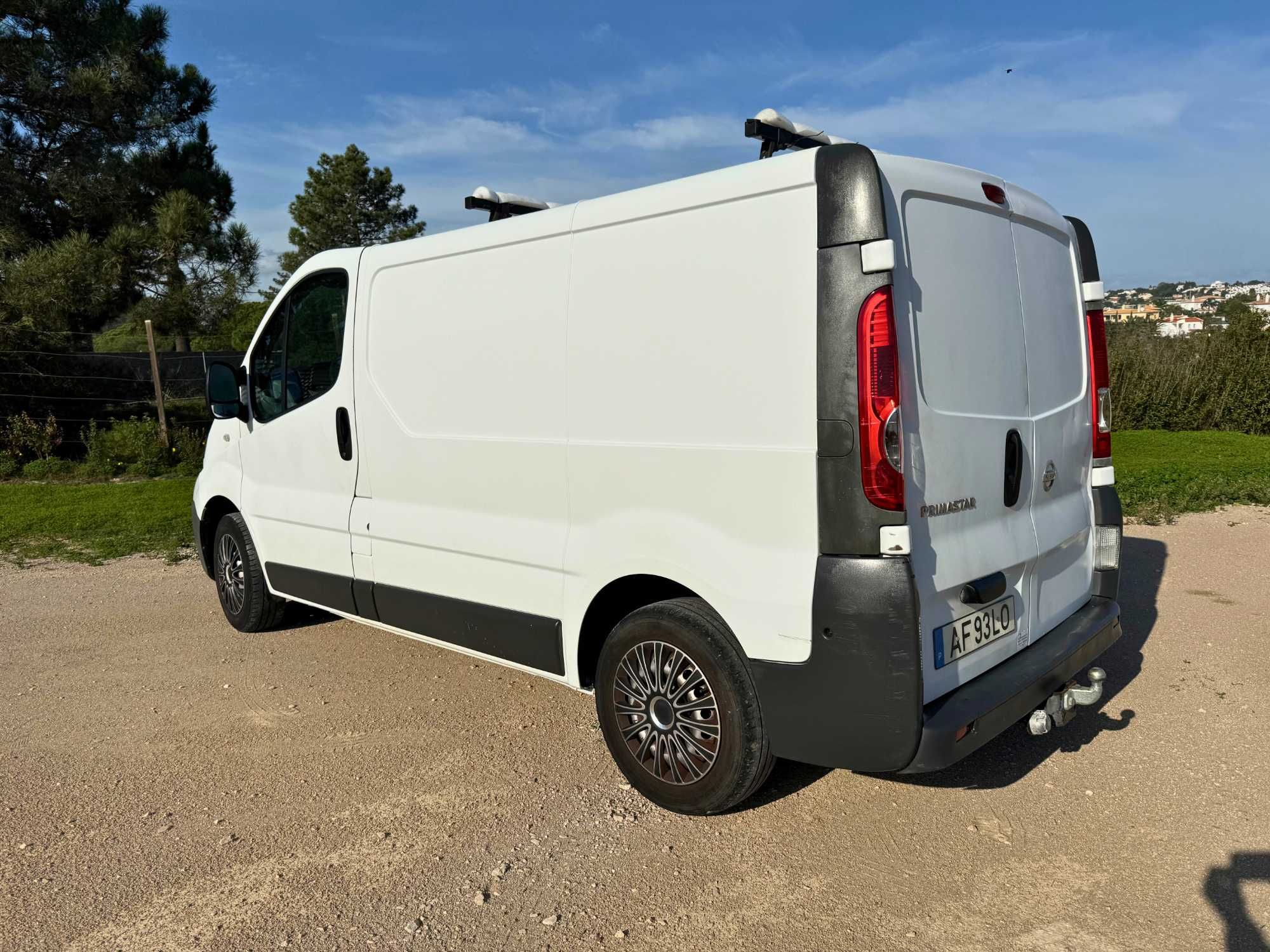2008 Nissan Primastar em bom estado - distribuição cadeia não correia