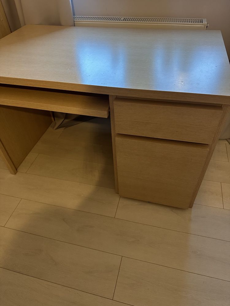 Biurko do pokoju dziecięcego biurowe duze pojemne