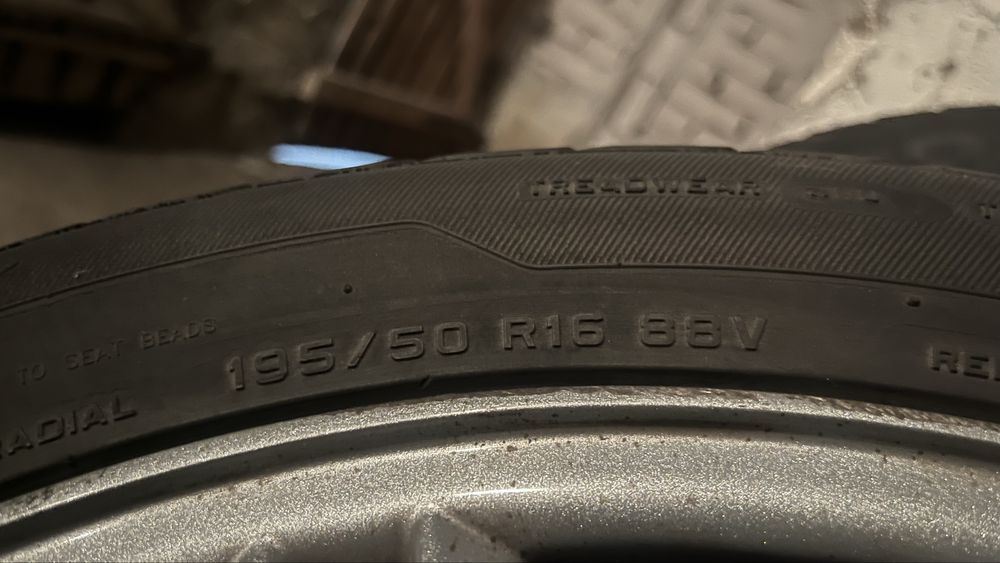 Felgi plus opony letnie 195/50 R16 88V