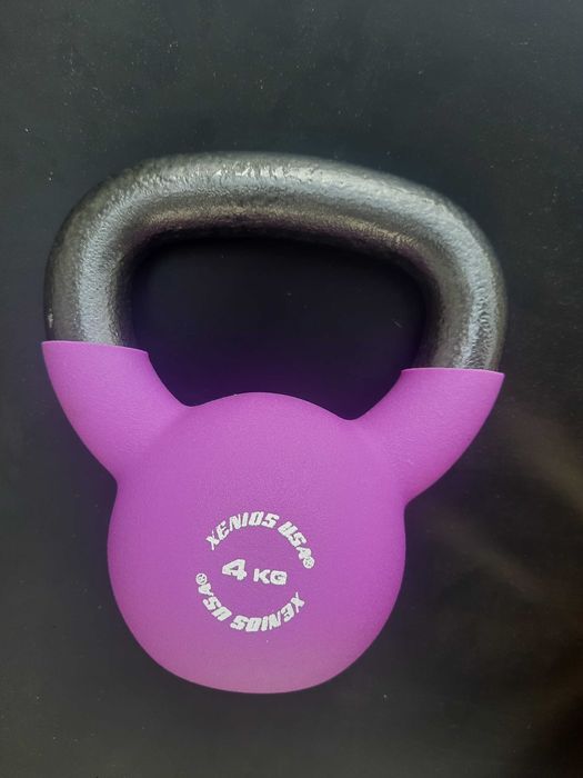 Fitness Kettlebell neoprenowe kolorowe Xenios USA 4 kg