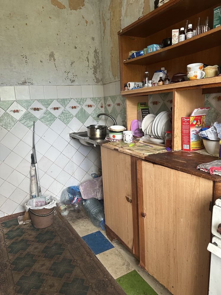 Продам 2 х ком квартиру, бассейн Микомп