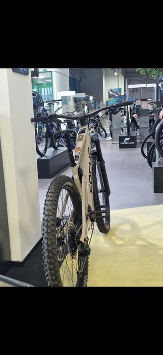 Rower elektryczny Focus box