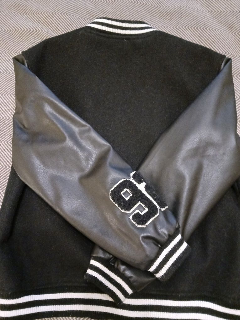 Куртка H&M бомбер 8-9 років