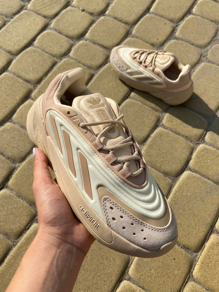 Кросівки Adidas Ozelia чорні 44,45,персик 36-41