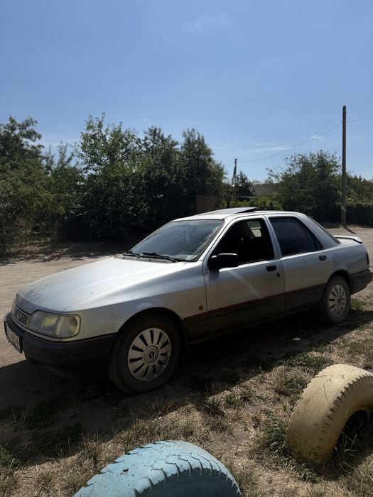 Форд сиэра в достойном состоянии на свои года возможен даже обмен