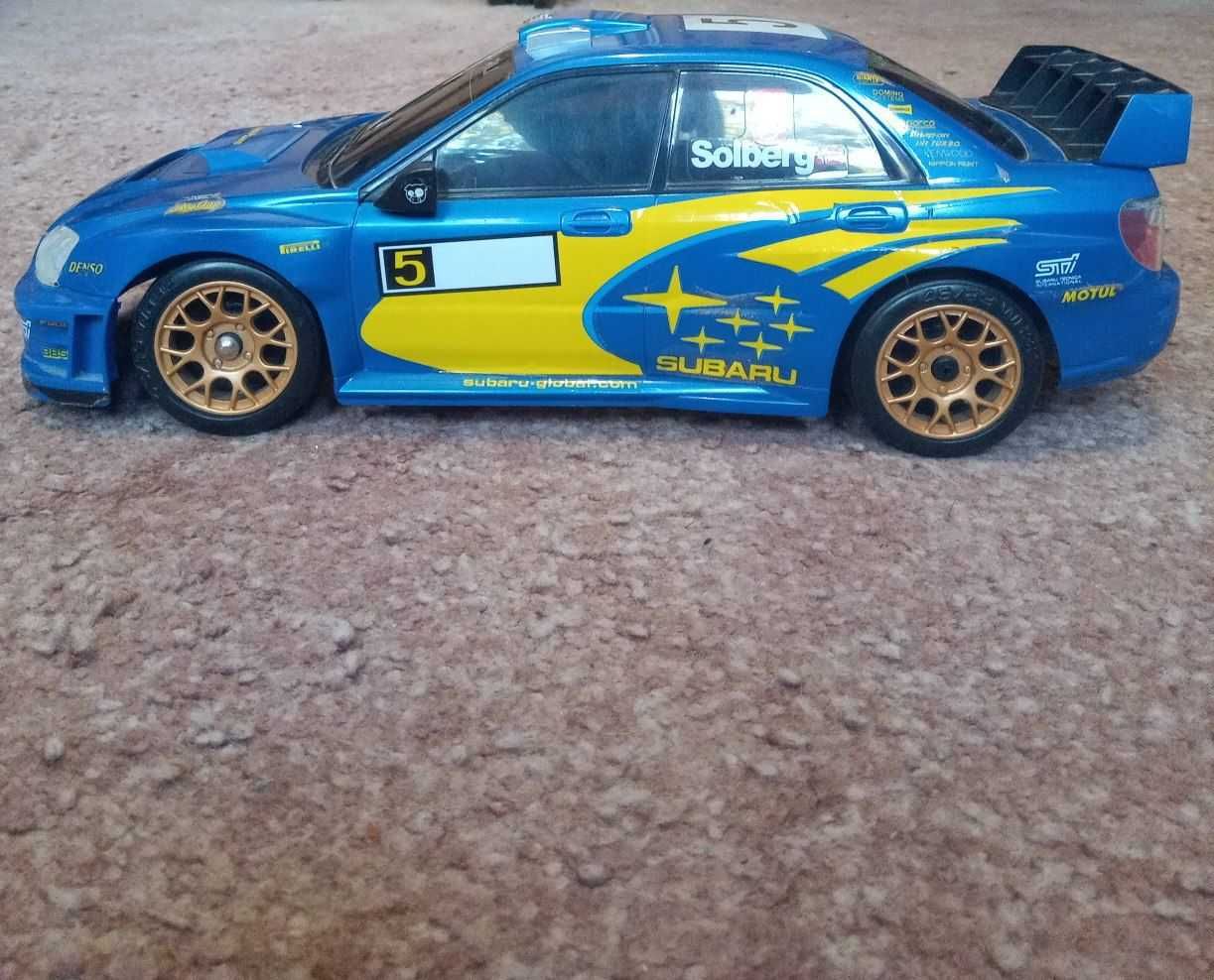 Продам машинку на радиоуправлении Subaru Impreza WRX STI !