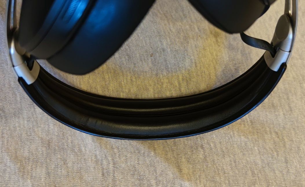 Jak nowe. Sennheiser Momentum 3 Wireless