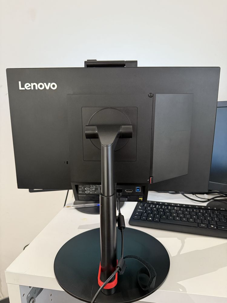 Lenovo ThinkCentre AIO