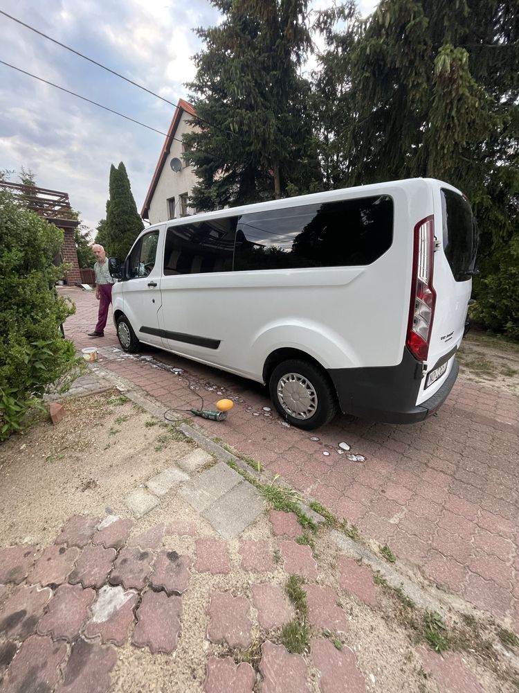 Wynajem busow 9 osobowe płock olefiny wypozyczalnia aut dostawcze