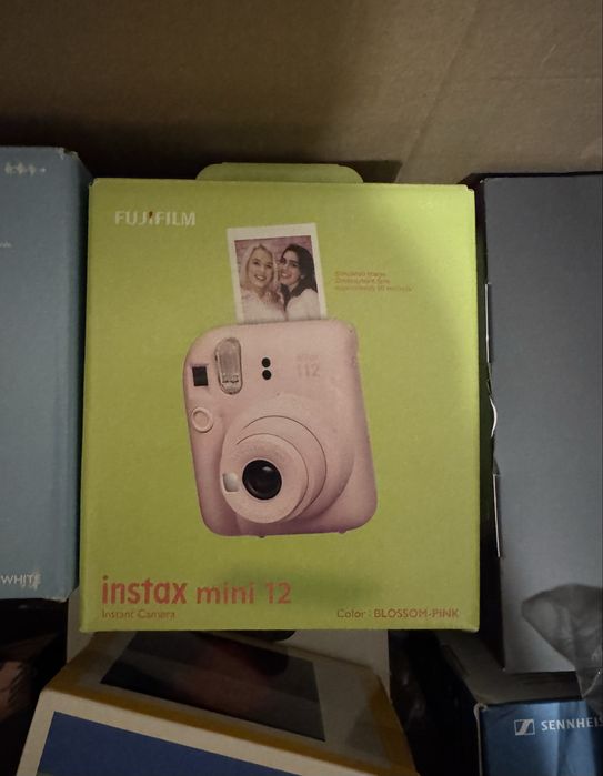 Фотокамера Instax Mini 12 Pink Запакована нова