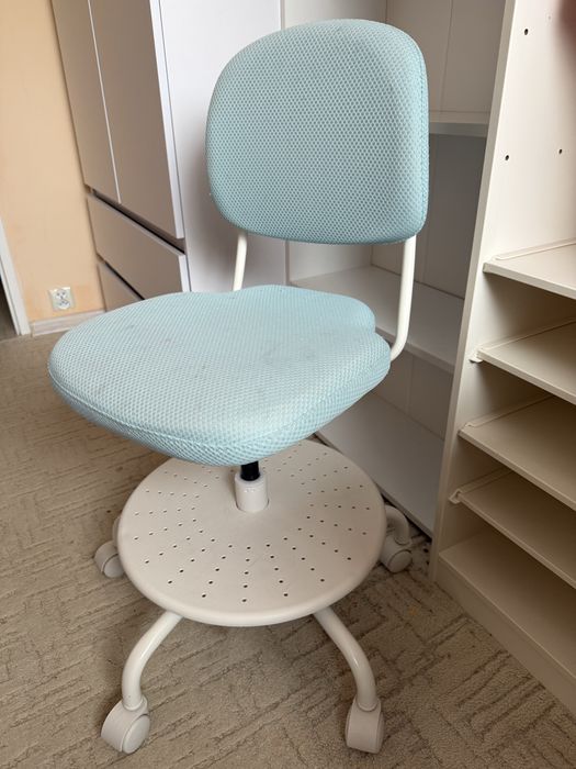 Krzesło do biurka Ikea Vimund mietowe