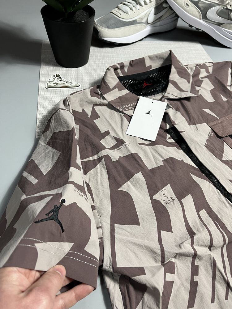 Рубашка Nike Air Jordan J PSG STMT SS SHIRT BROWN DM3108-218