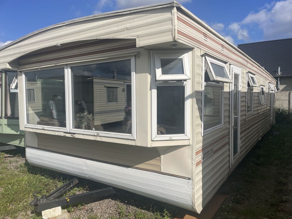 Domek holenderski caloroczny okna pcv