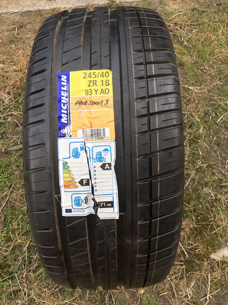 Opona nowa 1 szt Michelin Pilot Sport 3 245/40/18 Radom 93Y