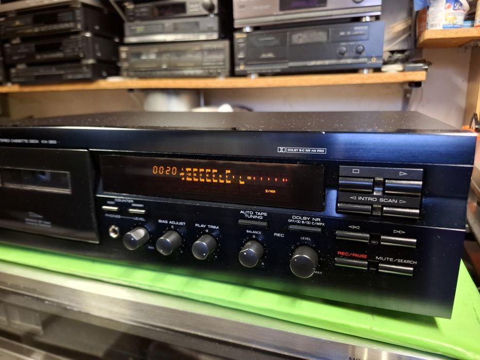 Magnetofon Yamaha KX-393
