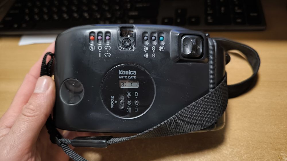 Фотоапарат Konica AiBorg SuperZoom 35-105