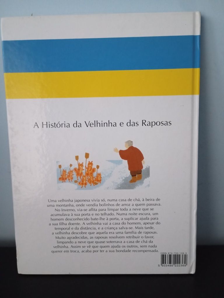 Livro " A história da velhinha e das raposas"