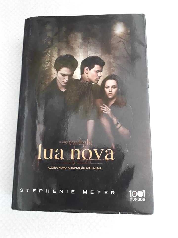 Livros - 4  titulos