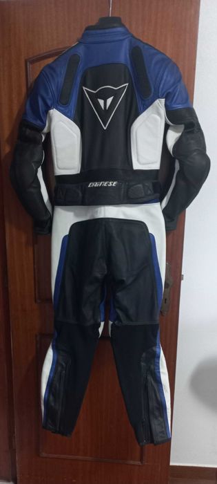 Conjunto Dainese