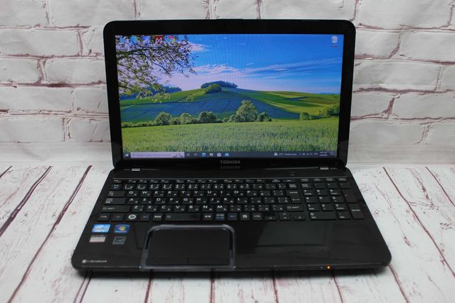 Игровой ноутбук Toshiba Dynabook T552 / 15.6 / intel i7 / 8gb / SSD /
