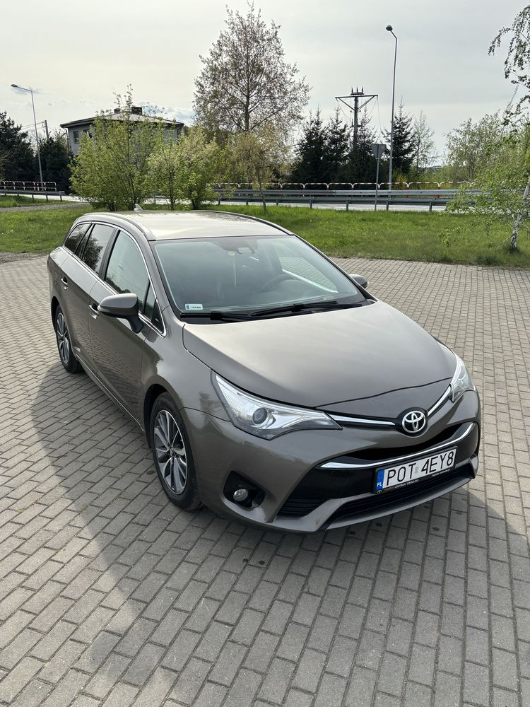 Toyota Avensis III 2.0 D-4D