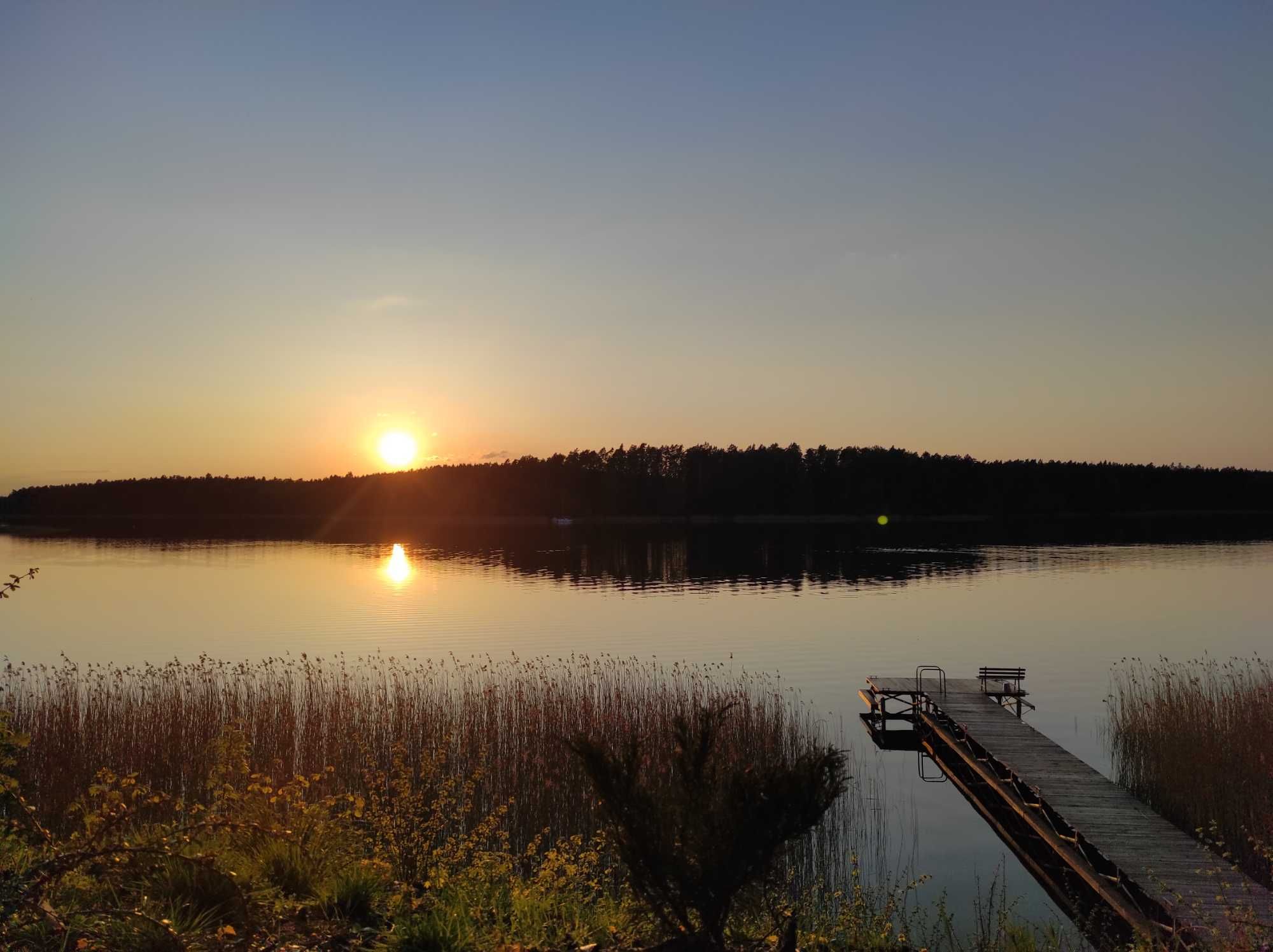 Dwa domki na Mazurach nad jeziorem - LINIA BRZEGOWA, POMOST, JACUZZI