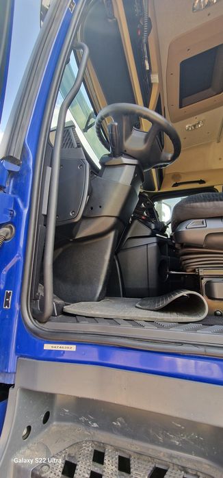 Тягач Mercedes Actros