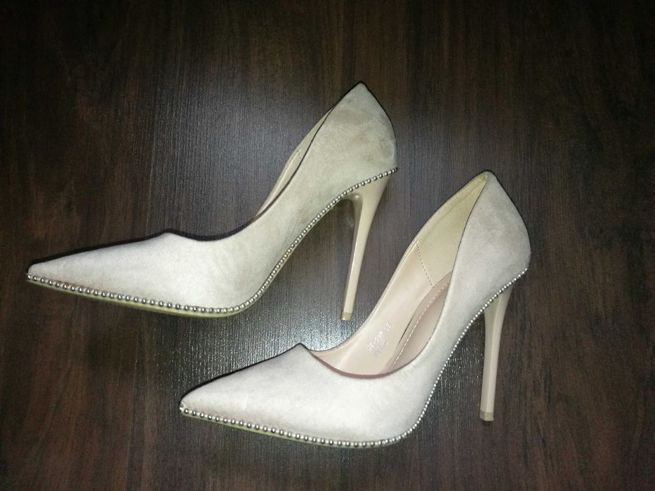 Buty damskie eleganckie/szpilki r. 37