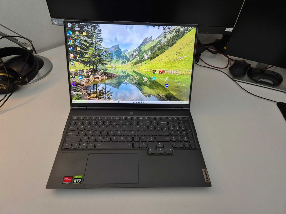 Lenovo Legion 7 16 RTX3070 Ryzen 7 5800H 16gb RAM