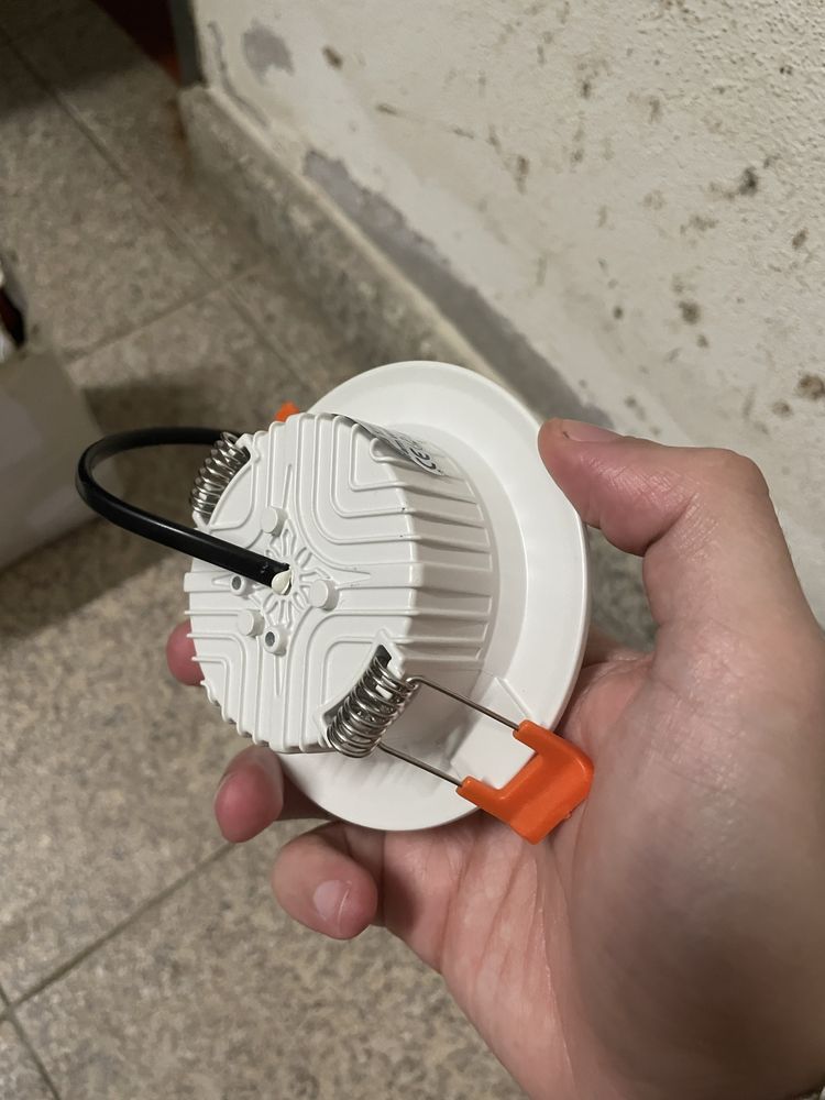 Luzes / Focos novos