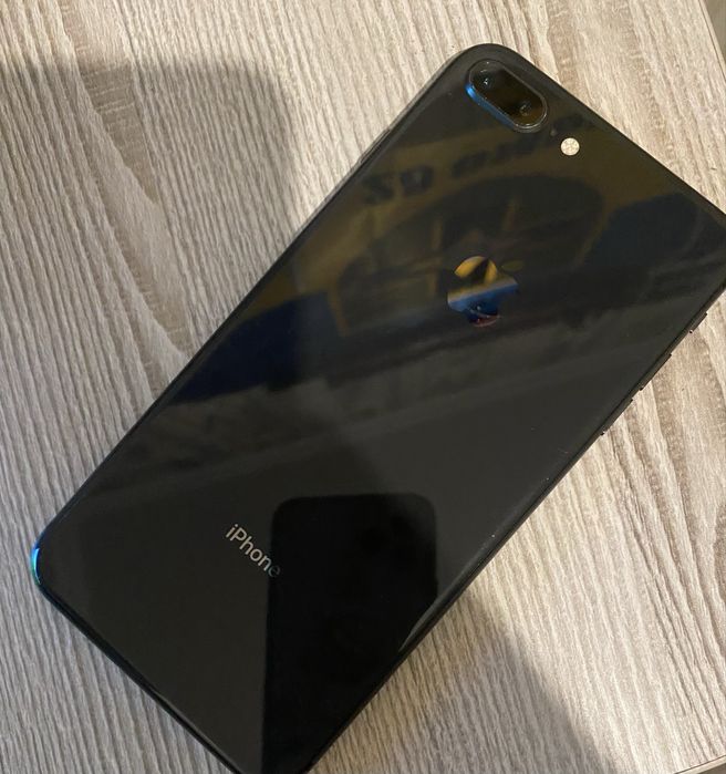 Продам iPhone 8 plus 256