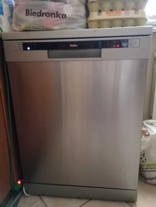 Bardzo pilnie sprzedam roczną zmywarkę Amica  dotykową jak nowa