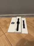 Apple watch 8 41mm GPS A2770 z opaką sportową północ s/m