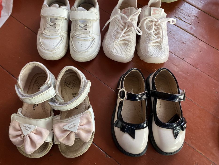 Взуття осінньо весняне