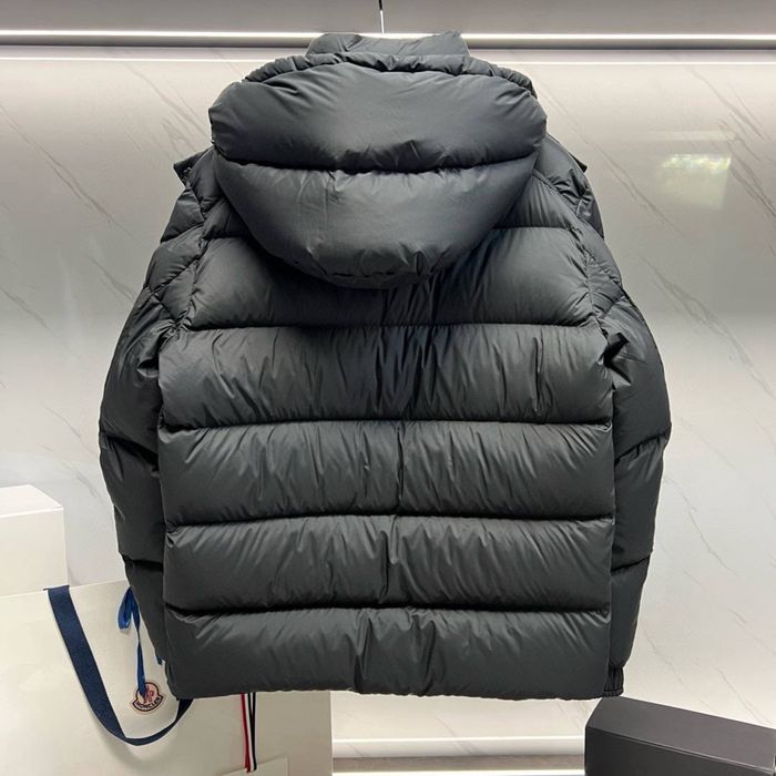 Пуховик Монклер/Moncler