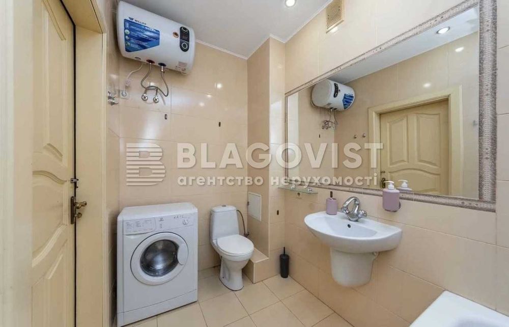 Продаж 2 к квартири Коновальця 7/9  Палац Україна ремонт!!!